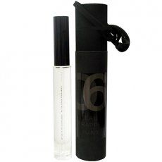 I U N X Eau Frappe